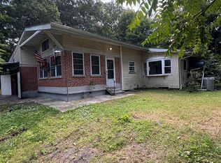 13 Old Postal Rd, Cold Spring, NY 10516