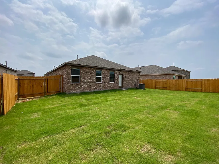 2109 Atwood Dr — Photo 18