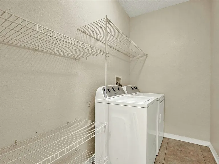 18001 Richmond Place Dr #224 — Photo 15