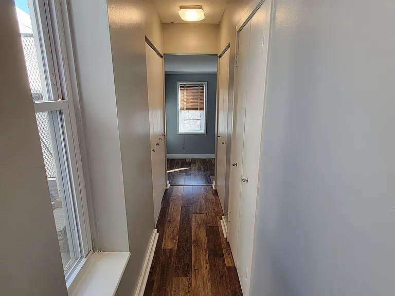 1215 John St #2 — Photo 14