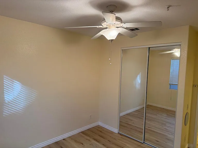 14975 Mount Wilson Ln — Photo 17