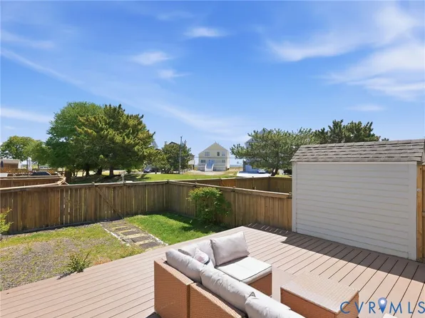 1033 Porte Harbour Arch, Hampton, VA 23664