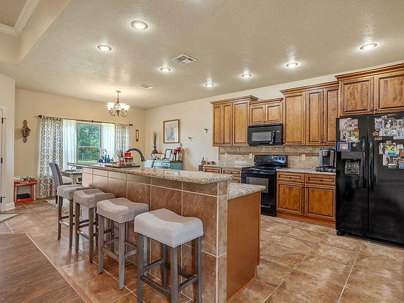 5th image of 164 Landry Dr