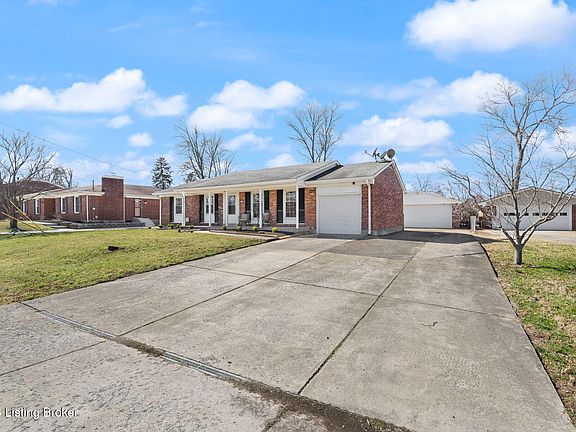 4th image of 6510 Ridge Cliff Rd