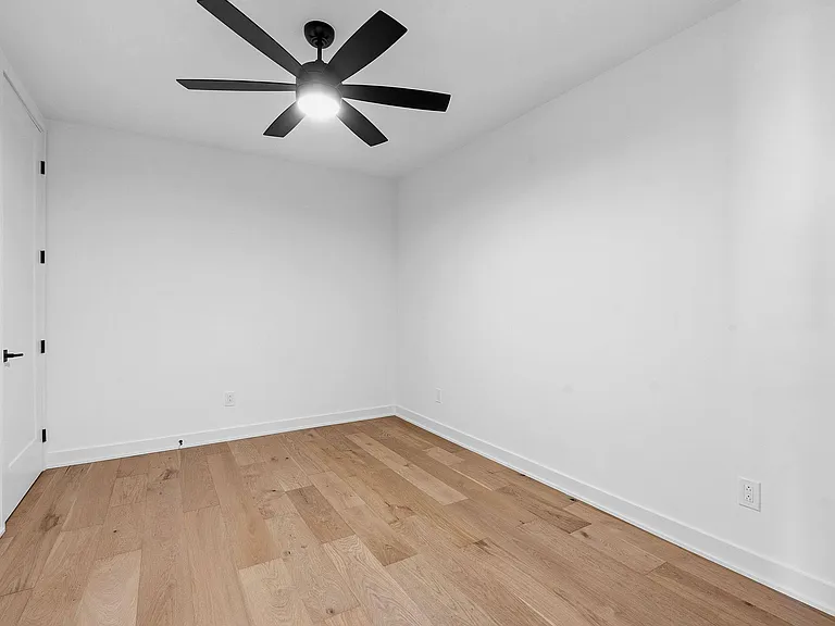 84 East Ave #3810 — Photo 19