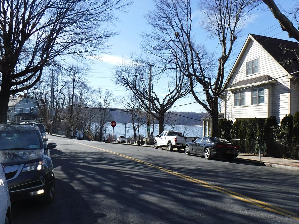 1st image of 10 Main St APT 3N