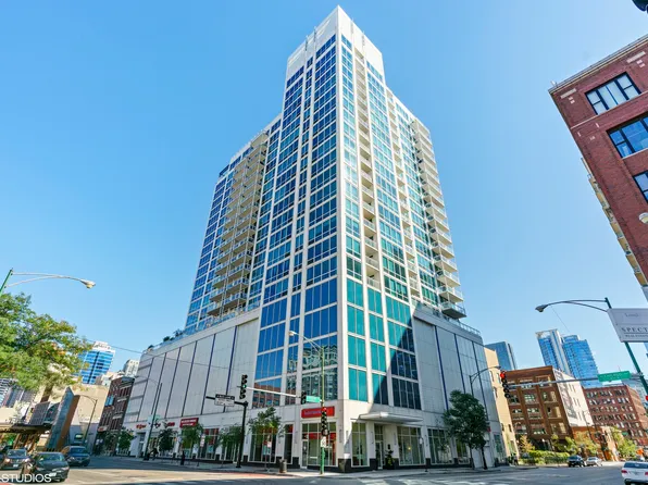 757 N Orleans St #1303, Chicago, IL 60610