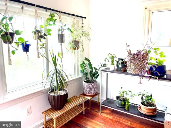 117 Woodlawn Ave, Willow Grove, PA 19090