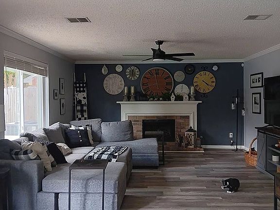 3rd image of 18103 Glenledi Dr
