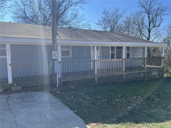 417 E Lowell Ave, Cave Springs, AR 72718