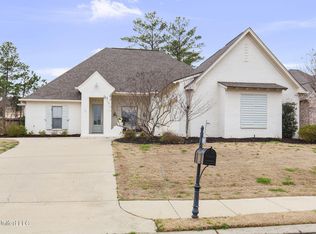 107 Camden Lake Dr, Madison, MS 39110