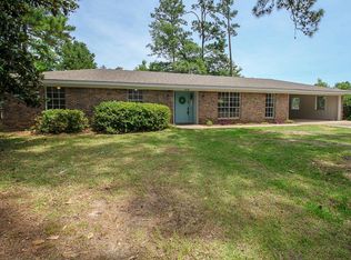 106 Pine Dr, Hattiesburg, MS 39401
