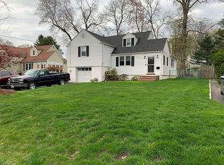 29 Elmwood Rd, Florham Park, NJ 07932