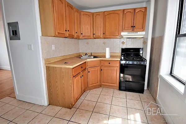 Rented by Ideal Properties Group | media 26