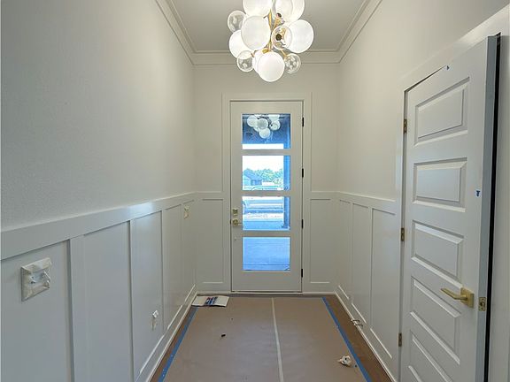 2nd image of 6017 S 41st St