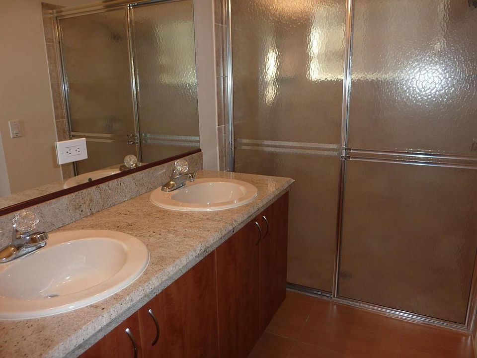 2nd image of 4148 Pine Ridge Ln