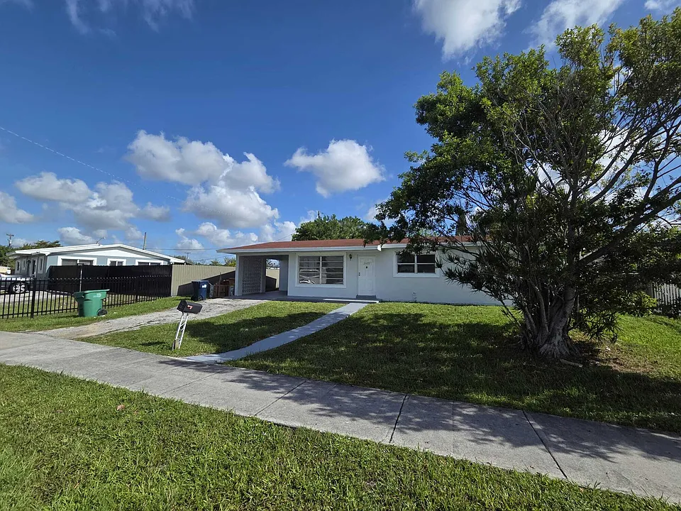 2455 NW 207th St