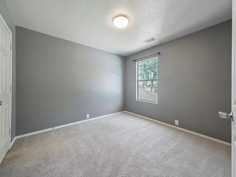 29705 Parliament Hills Dr — Photo 27