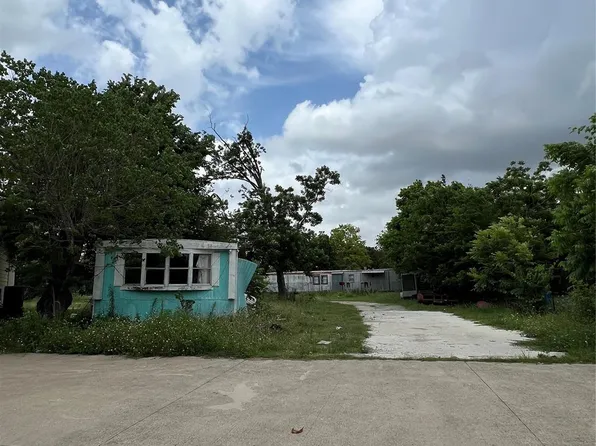 11049 Ell Rd, Houston, TX 77093