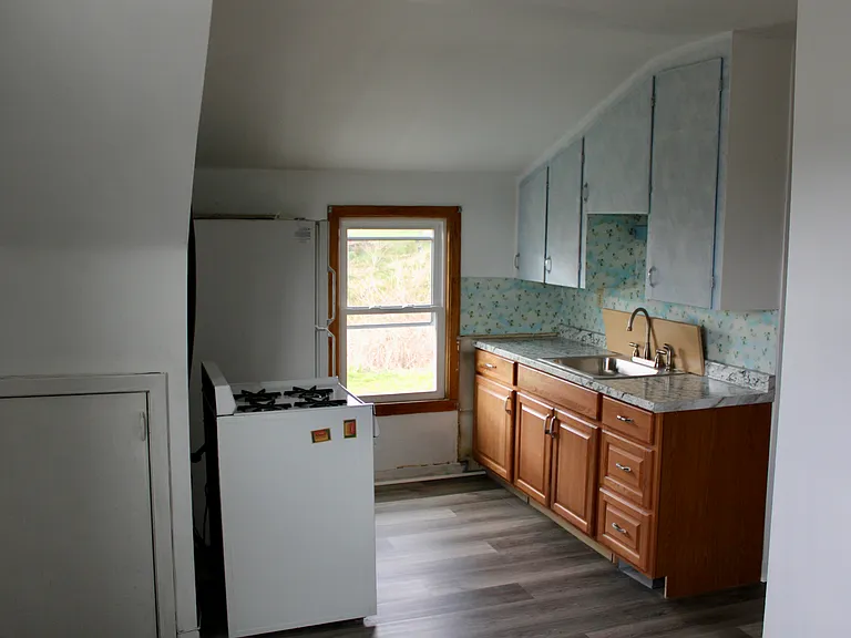 2nd floor kitchen