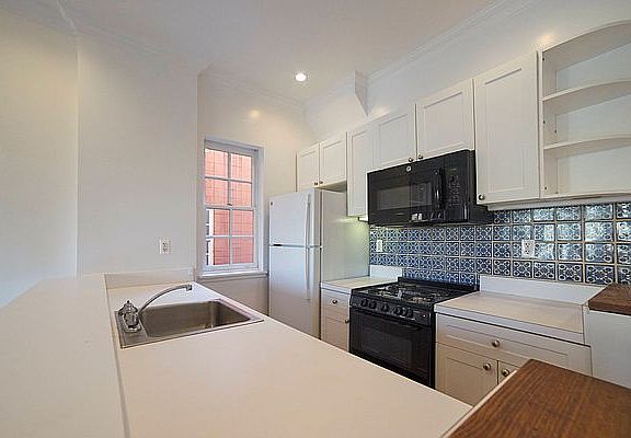 4th image of 229 E 96th St #6RPH