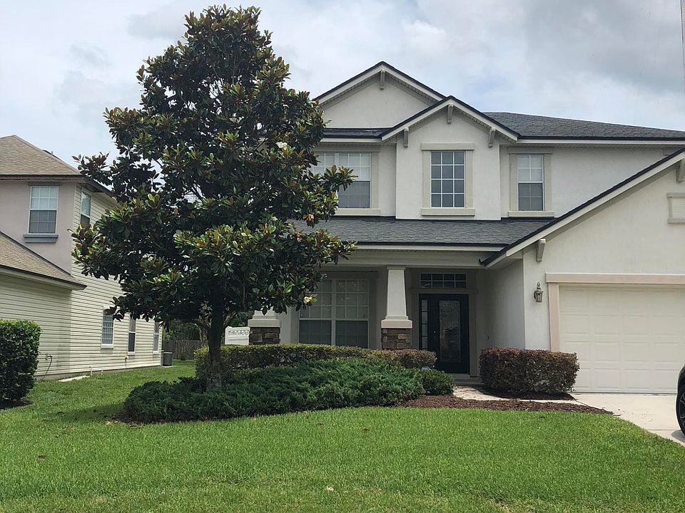 1st image of 928 S Garden Lake Dr