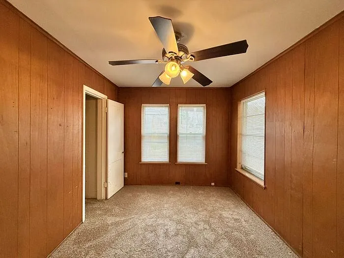 809 Jefferson St — Photo 18