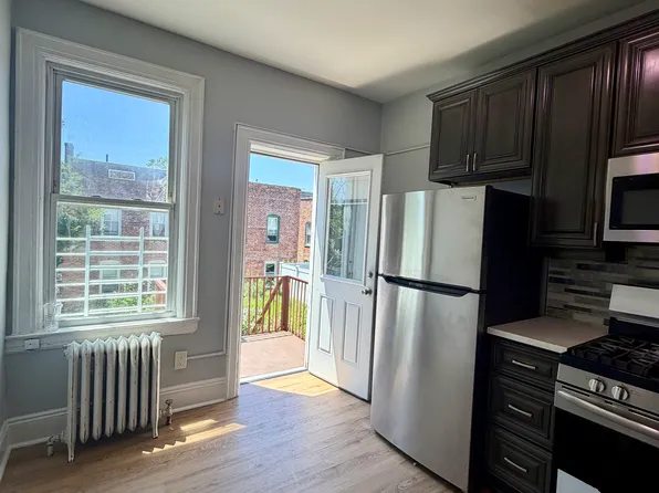 39 64th St #2, West New York, NJ 07093