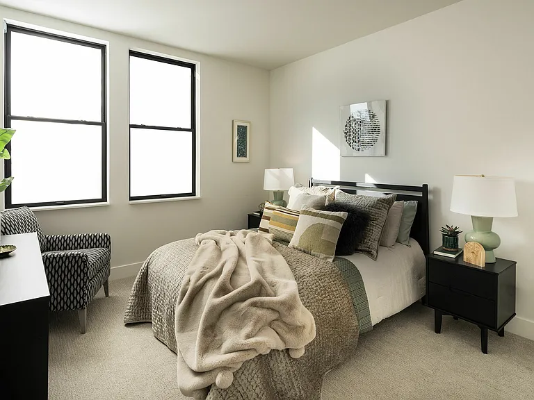 Caroline Heights Apartments — Photo 12