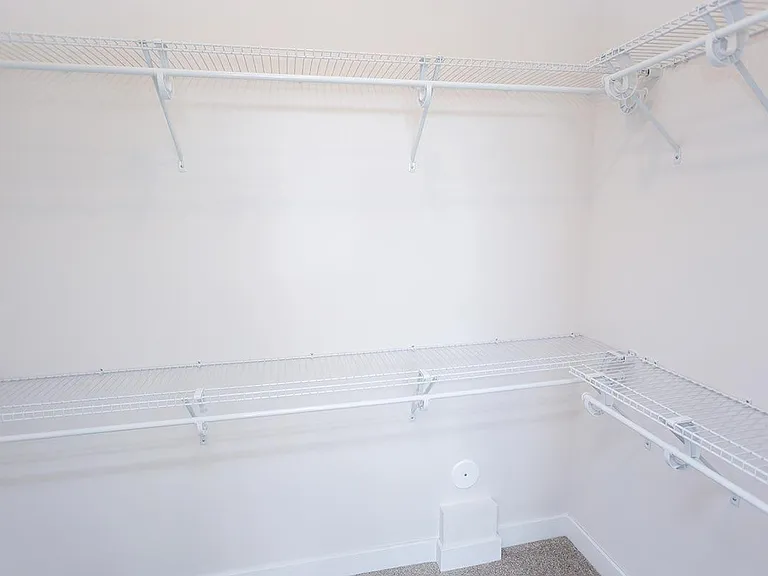 Brookside Apartments — Photo 91