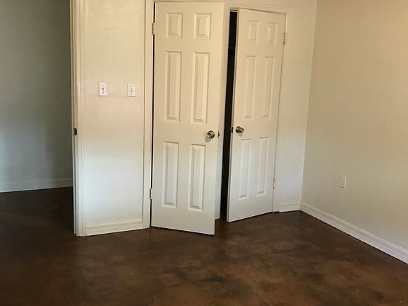 4th image of 33 Alder Ave SE #2