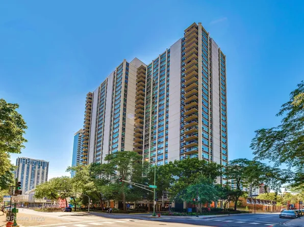 1255 N Sandburg Ter Unit 1411, Chicago, IL 60610