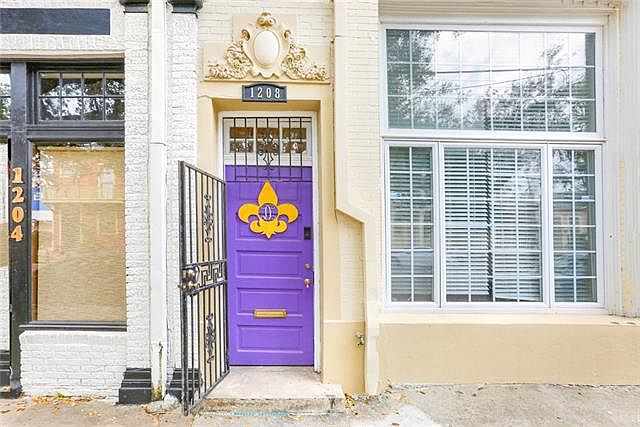 1st image of 1208 Carondelet St