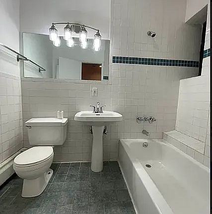5th image of 57 Clinton St APT 5-A