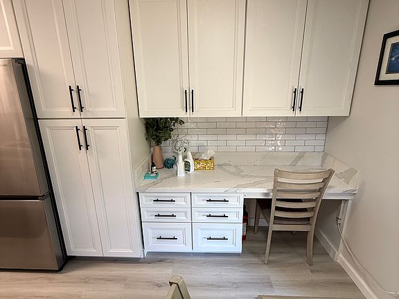 3rd image of 140 Uwapo Rd APT 3-101