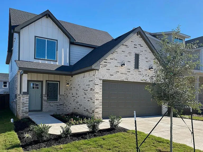 169 Standing Rock Ln — Photo 2