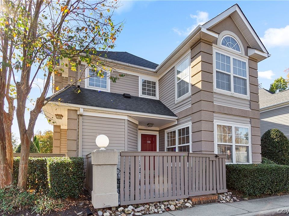 1st image of 1503 Queens Way #1503