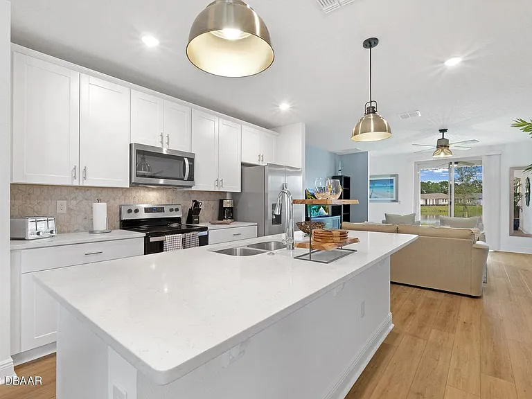 136 Links Terrace Blvd — Photo 17