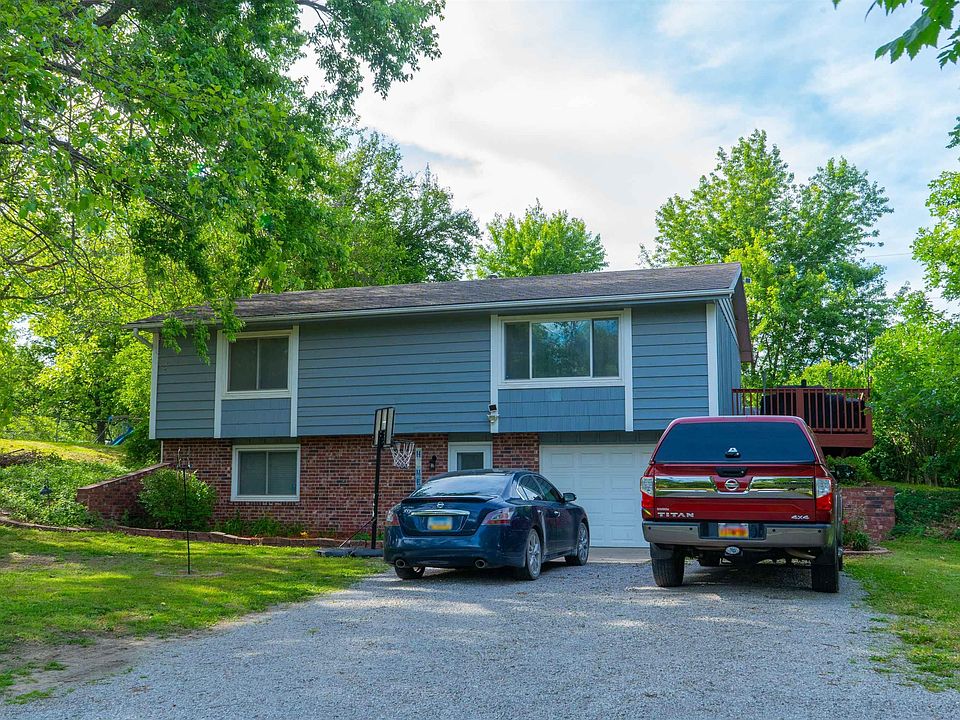 1st image of 4110 NW Beecher Rd