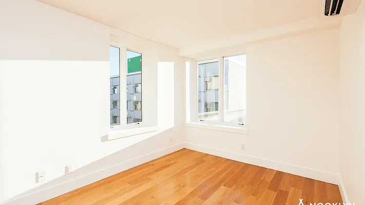 Rented by Nooklyn NYC LLC | media 9