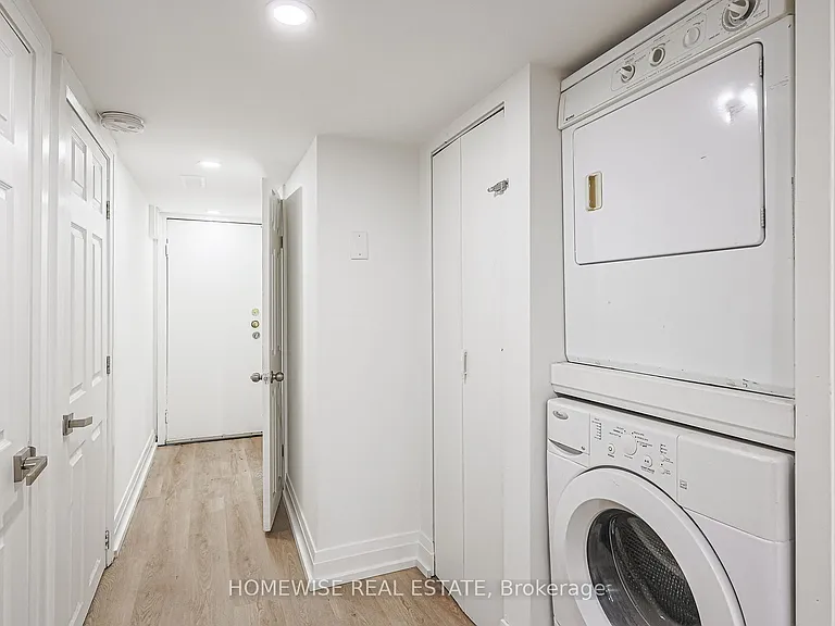 81 Shields Ave #LOWER — Photo 17
