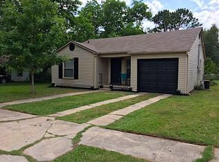 1019 N Howeth St, Gainesville, TX 76240