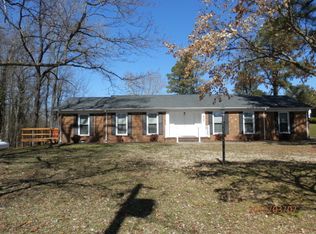 407 Shore Dr, Emporia, VA 23847