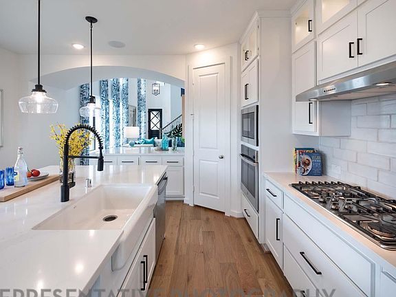 7th image of this home