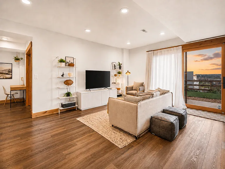 513 Canary Ln #B — Photo 7