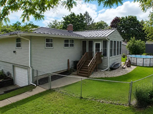 1422 Ellen Ave, Madison, WI 53716