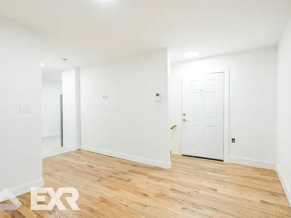 187 Cooper Avenue image 12 of 12