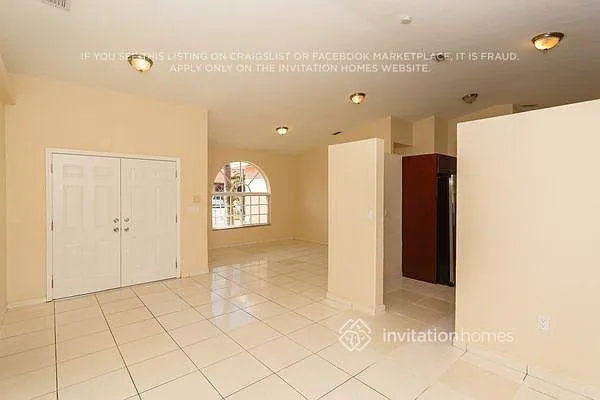 8723 NW 142nd Ln Miami Lakes, FL 33018 — Photo 3