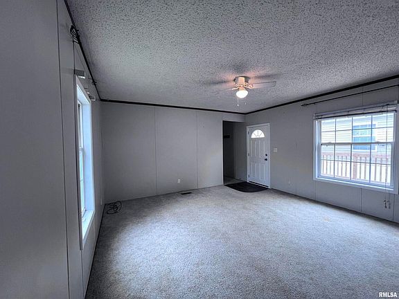 3rd image of 34 Pine Cone Ln #34