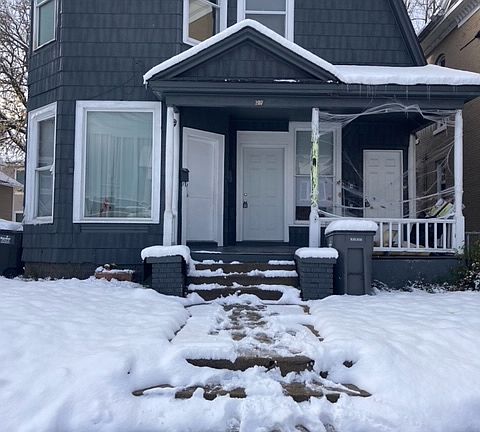 2nd image of 207 N 2nd St #2